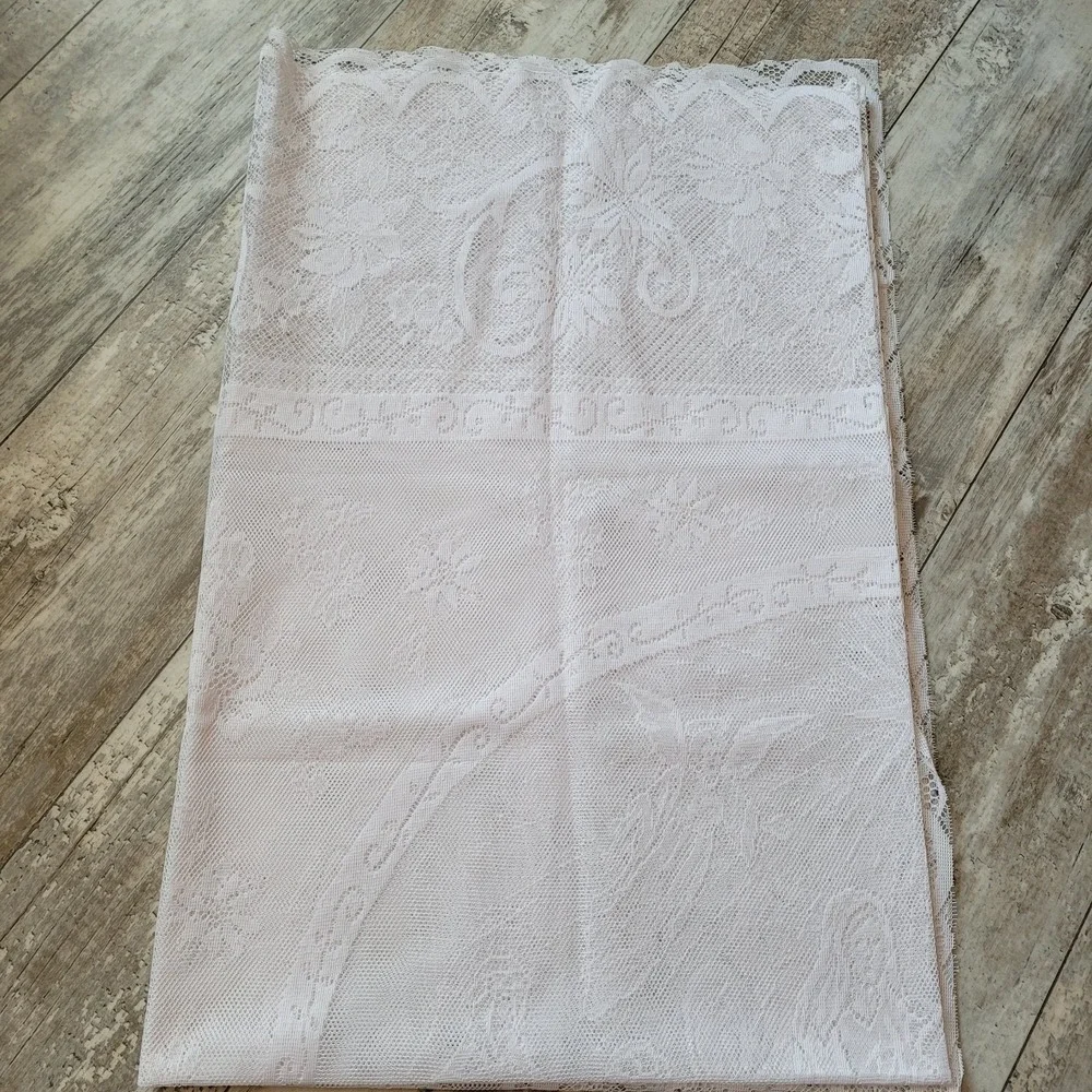 Vintage White Lace Tablecloth Nativity Christmas Christ Jesus‎ Cottagecore 60x80